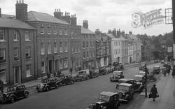 Broad Street 1949, Ludlow