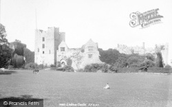 Castle 1892, Ludlow