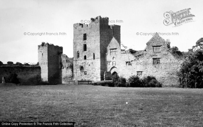 Photo of Ludlow, Castle 1948
