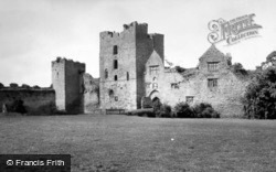 Castle 1948, Ludlow
