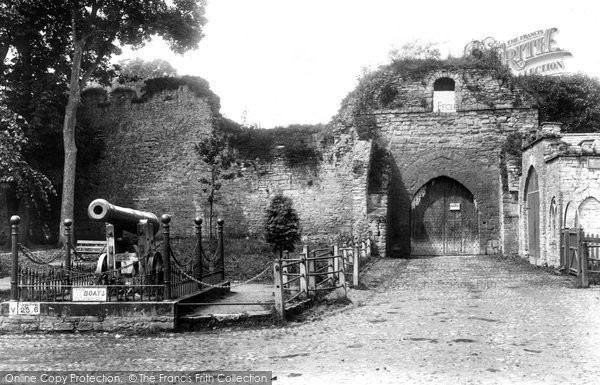 Photo of Ludlow, Castle Entrance 1910