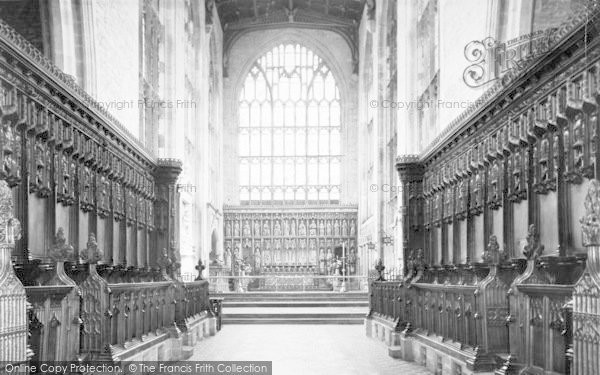 Photo of Ludlow, Parish Church, The Chancel c.1960