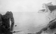 Lulworth Cove photo
