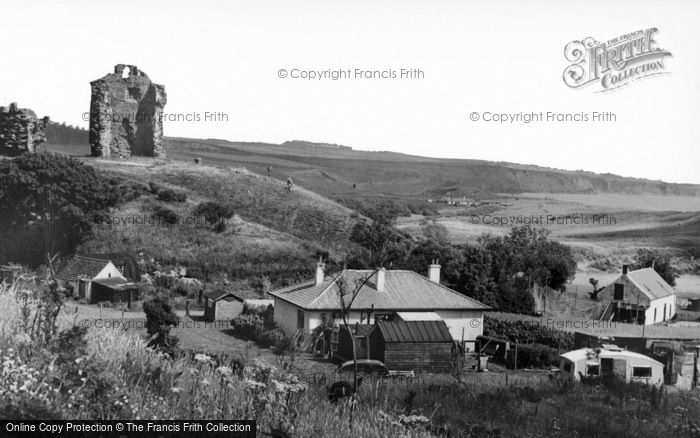 Photo of Lunan, Red Castle c.1950