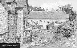 Cleave Hotel c.1955, Lustleigh