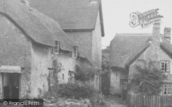 Thatched Cottages c.1960, Lustleigh