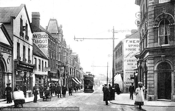 Photo of Luton, Manchester Street c.1900