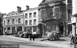 Market Hill c.1950, Luton