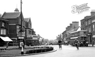 Luton, Park Square c1950