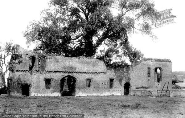 Photo of Luton, Someries Castle 1897
