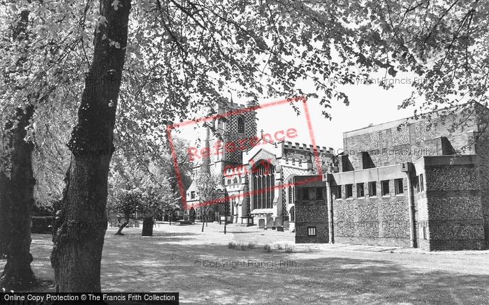 Photo of Luton, St Mary's Church 2005