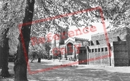St Mary's Church 2005, Luton