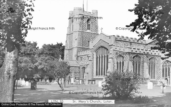 Photo of Luton, St Mary's Church c.1950