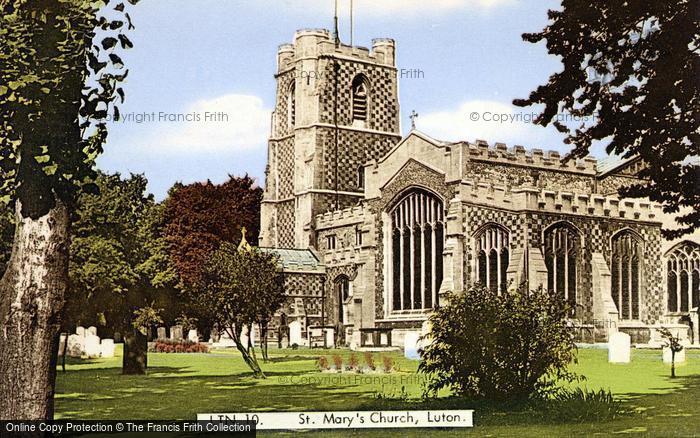 Photo of Luton, St Mary's Church c.1955