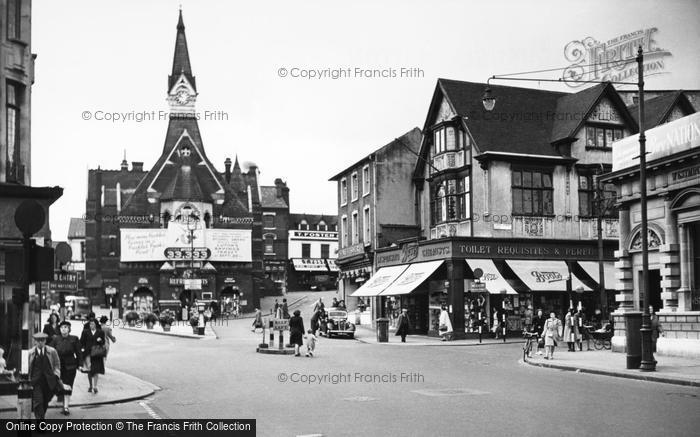 Photo of Luton, The Corn Exchange c.1950