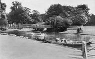 The Lake, Wardown Park c.1950, Luton