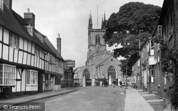 Lutterworth, Church Street and St Mary's Church c1955