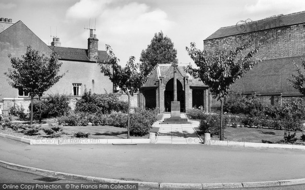 Photo of Lutterworth, War Memorial c.1965