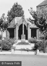 Lutterworth, War Memorial c1965