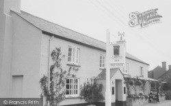 The Castle Inn c.1960, Lydford