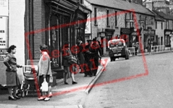 Newerne Street 1950, Lydney