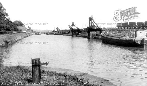 Photo of Lydney, The Docks c.1960