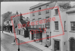Broad Street 1909, Lyme Regis