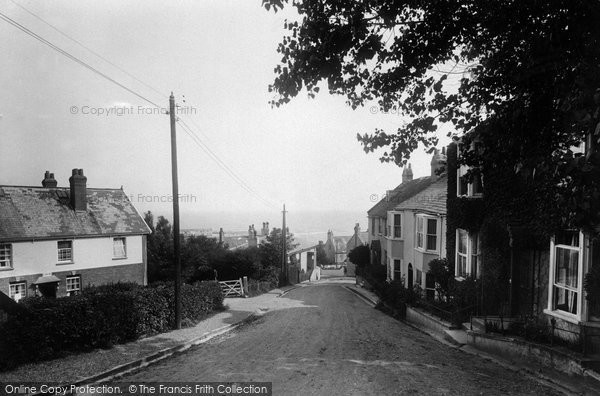 Photo of Lyme Regis, Cobb Road 1922