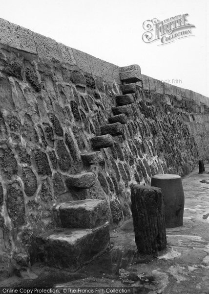 Photo of Lyme Regis, Granny's Teeth c.1939