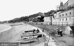 Parade From East 1907, Lyme Regis