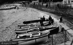 People And Boats 1907, Lyme Regis