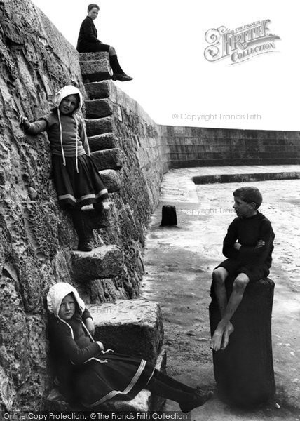 Photo of Lyme Regis, The Cobb 1912