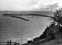 The Cobb 1925, Lyme Regis