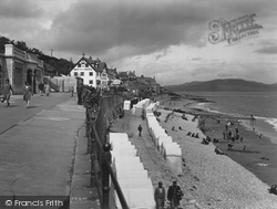 The Parade 1930, Lyme Regis