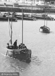 The 'sunbeam' Leaving Harbour c.1955, Lyme Regis