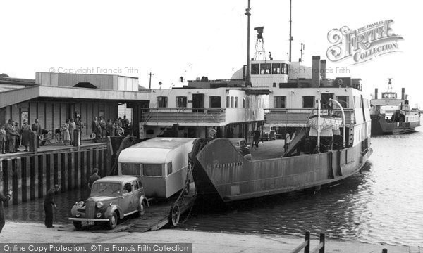 Photo of Lymington, Disembarking Mv Farringford c.1955