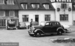 Ford V8 Car c.1955, Lymington