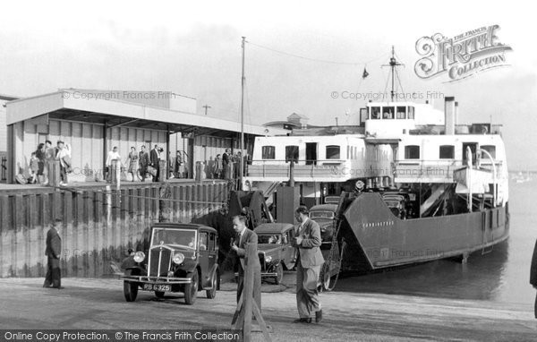 Photo of Lymington, Fv `farringford` c.1955