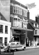 High Street Garage c.1960, Lymington