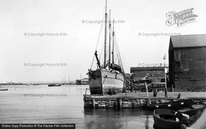 Photo of Lymington, The Quays Ferry c.1935
