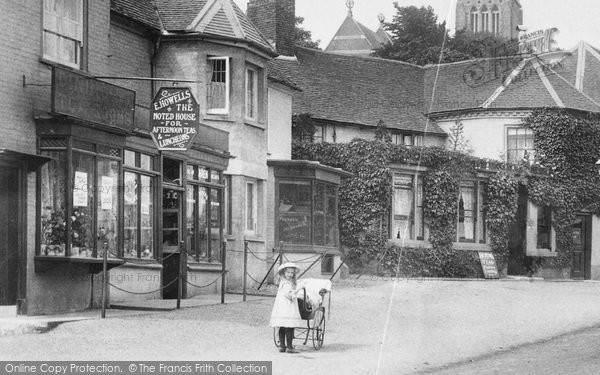 Photo of Lyndhurst, E.Howells Tea Rooms, High Street 1908