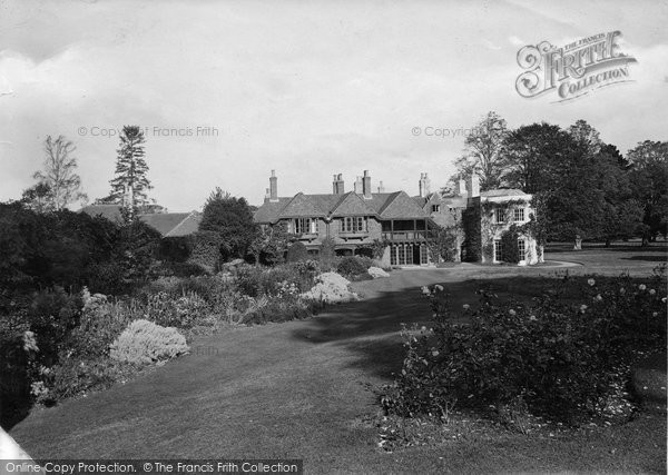 Photo of Lyndhurst, Foxlease 1923