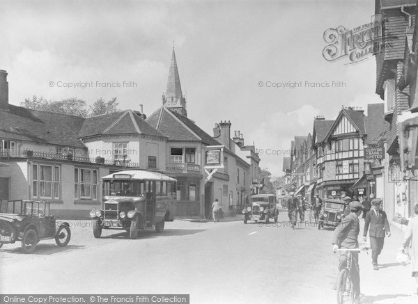 Photo of Lyndhurst, High Street 1932