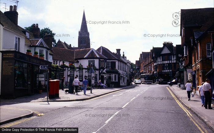 Photo of Lyndhurst, High Street c.1995