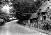 On Brockenhurst Road 1918, Lyndhurst
