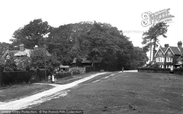 Photo of Lyndhurst, The Green 1934