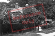 The Green 1934, Lyndhurst