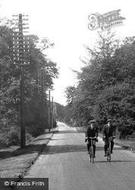 The Road To The Station 1918, Lyndhurst