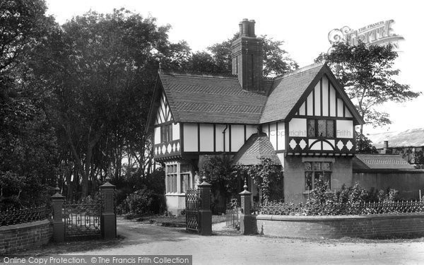 Photo of Lytham, Entrance To Green Drive 1907