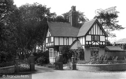 Entrance To Green Drive 1907, Lytham